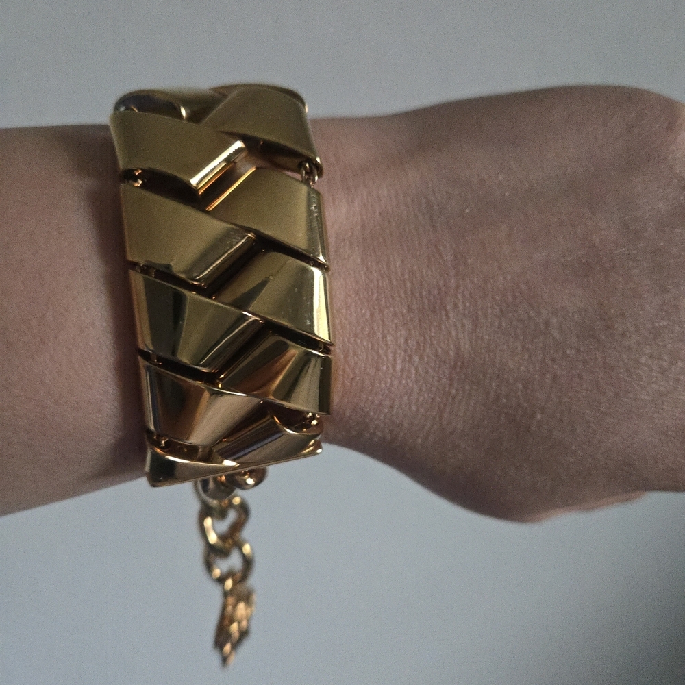 Authentic Versace Medusa Bond Bracelet LIKE NEW - Picture 6 of 15